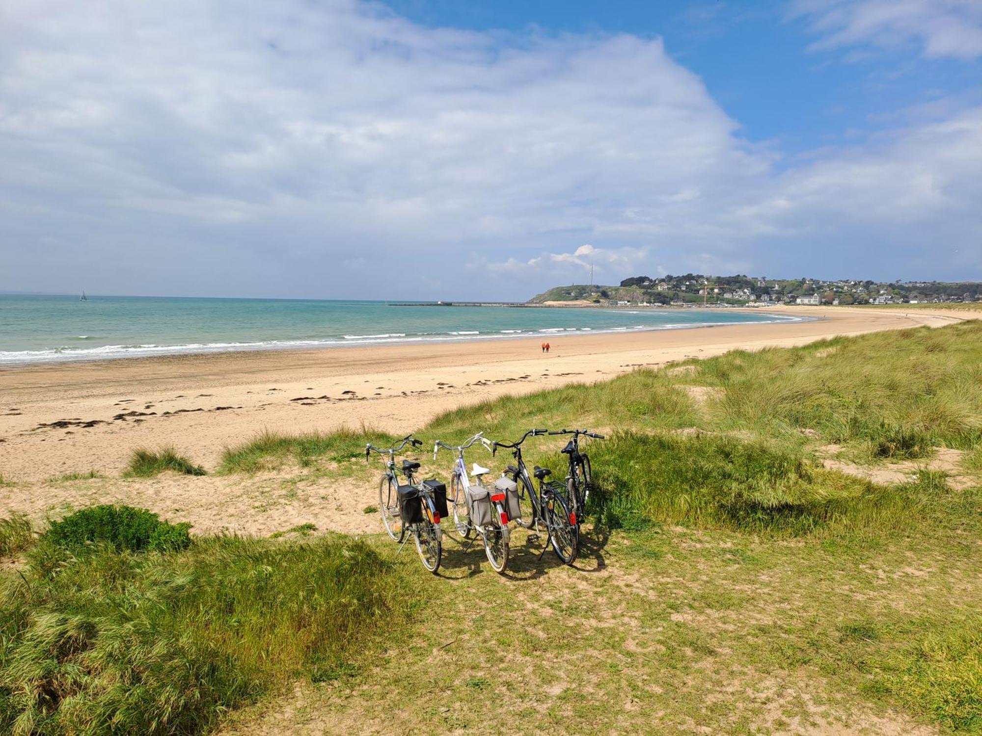 Les Goelettes A 250 M De La Plage Barneville-Carteret Bagian luar foto